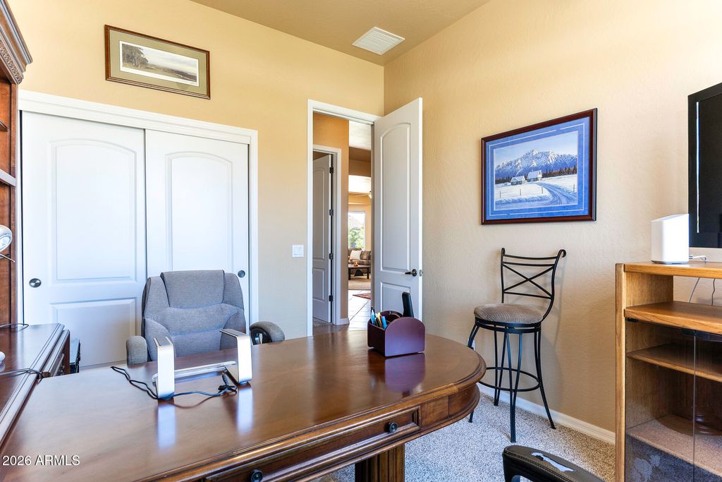 Image 27 of property listing at 923 W CROOKED STICK Drive, Casa Grande, AZ 85122