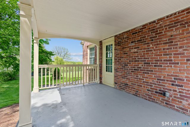 551 North Main Street, Suffield, CT 06078