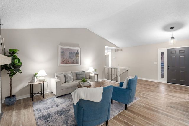 1742 N Stony Point, Wichita, KS 67212