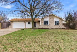 1742 N Stony Point, Wichita, KS 67212