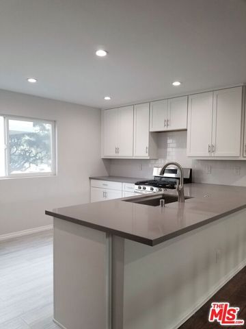 4866 Mcconnell Avenue, Los Angeles, CA 90066