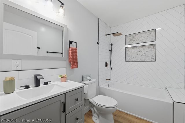 2400 Birnie Avenue, Fort Smith, AR 72904