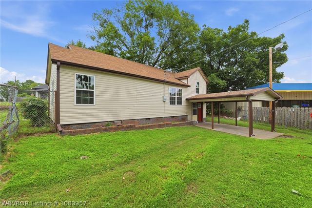 2400 Birnie Avenue, Fort Smith, AR 72904