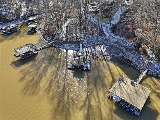 681 Chestatee Point, Dawsonville, GA 30534