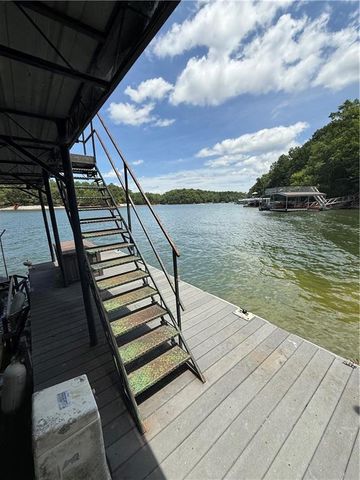 681 Chestatee Point, Dawsonville, GA 30534