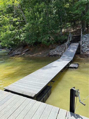 681 Chestatee Point, Dawsonville, GA 30534
