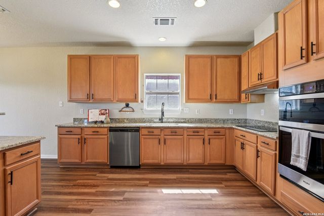 530 Mesa Loop, San Antonio, TX 78258