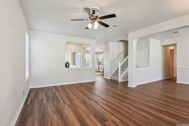 530 Mesa Loop, San Antonio, TX 78258