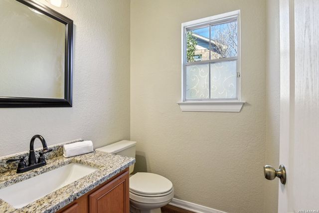 530 Mesa Loop, San Antonio, TX 78258