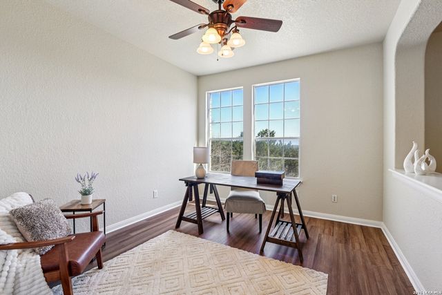 530 Mesa Loop, San Antonio, TX 78258