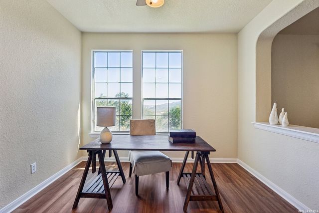 530 Mesa Loop, San Antonio, TX 78258