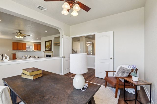 530 Mesa Loop, San Antonio, TX 78258