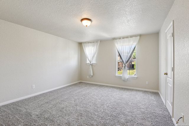 530 Mesa Loop, San Antonio, TX 78258