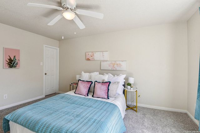 530 Mesa Loop, San Antonio, TX 78258