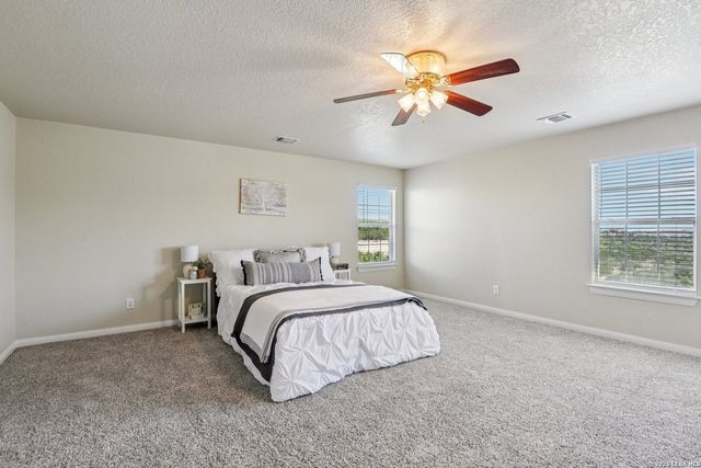 530 Mesa Loop, San Antonio, TX 78258