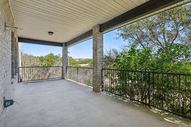 530 Mesa Loop, San Antonio, TX 78258