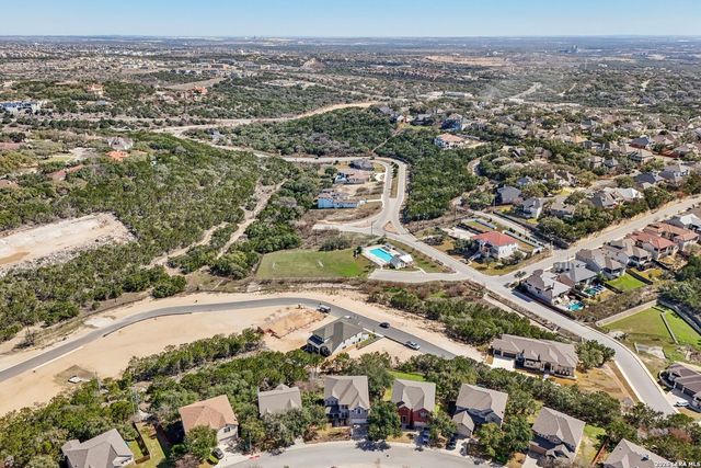 530 Mesa Loop, San Antonio, TX 78258