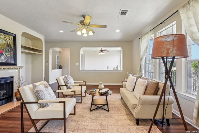 530 Mesa Loop, San Antonio, TX 78258