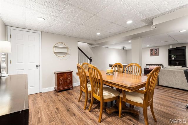 6339 Treehouse Trail, St Louis, MO 63129