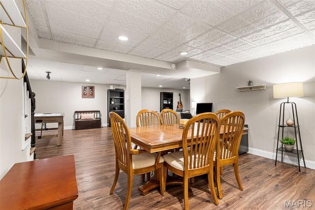 6339 Treehouse Trail, St Louis, MO 63129