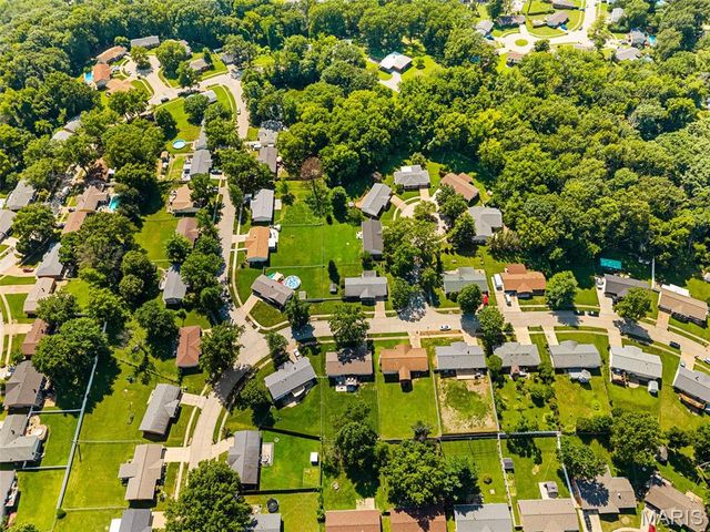 6339 Treehouse Trail, St Louis, MO 63129