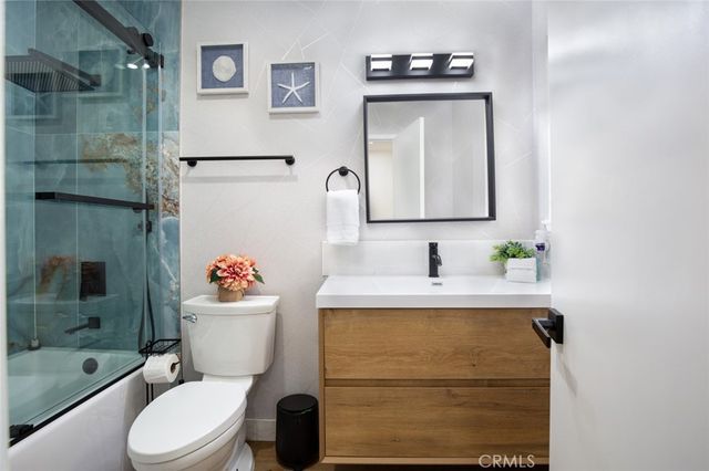 16782 Heritage, Huntington Beach, CA 92647