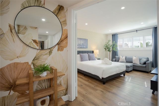 16782 Heritage, Huntington Beach, CA 92647