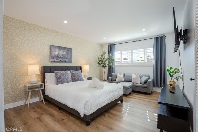 16782 Heritage, Huntington Beach, CA 92647