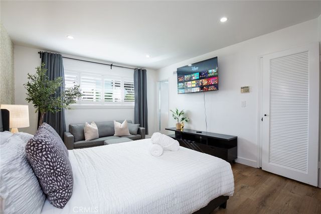 16782 Heritage, Huntington Beach, CA 92647