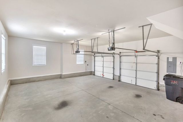 2 Vineyard Way, Anderson, SC 29622