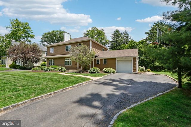 313 HALE ST, Pennington, NJ 08534