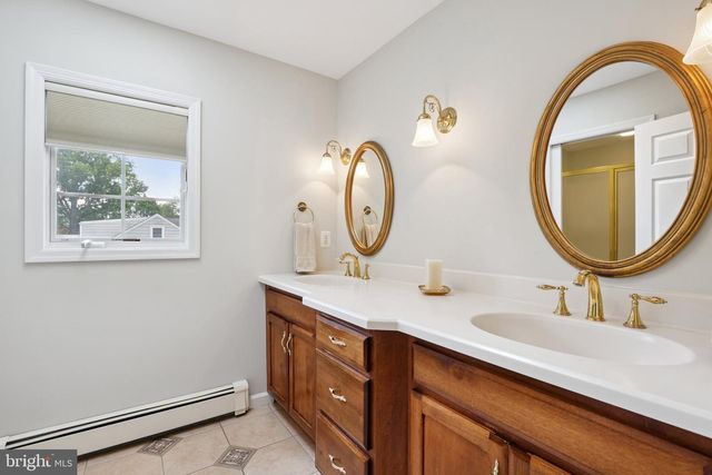 313 HALE ST, Pennington, NJ 08534