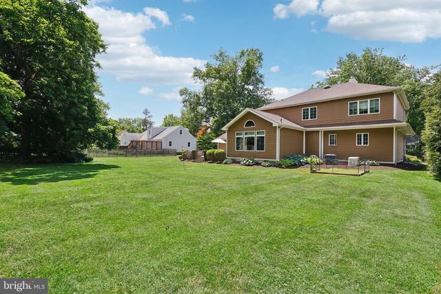 313 HALE ST, Pennington, NJ 08534