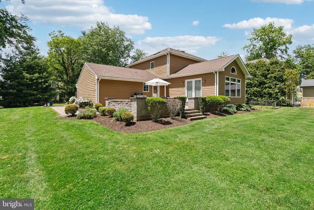 313 HALE ST, Pennington, NJ 08534