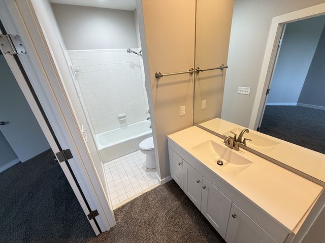 106 Hampton Pl, Nashville, TN 37215