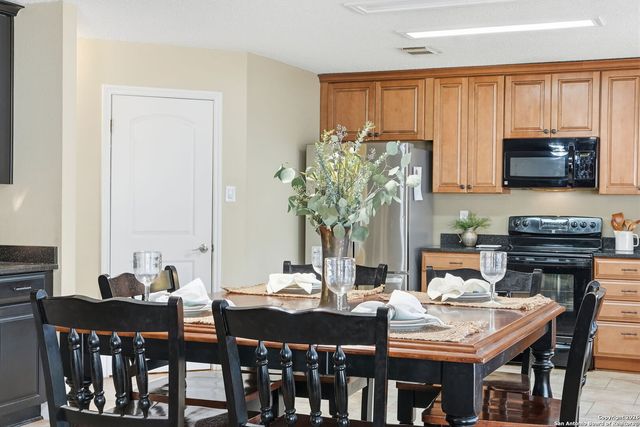 3217 Rosewell, Schertz, TX 78154