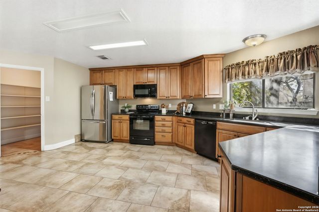 3217 Rosewell, Schertz, TX 78154