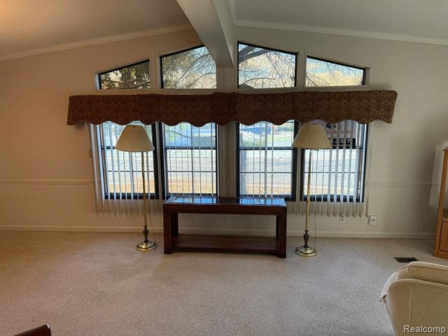 3072 E Bay Drive, Fenton, MI 48430