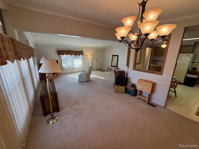 3072 E Bay Drive, Fenton, MI 48430