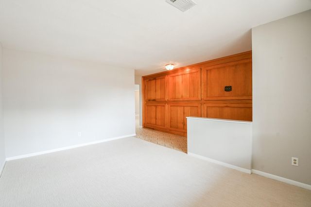 6303 Heatherbloom Drive, Houston, TX 77085