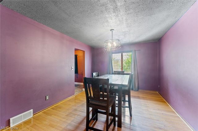 4785 Logan Arms Drive, Youngstown, OH 44505