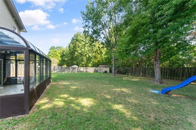 4785 Logan Arms Drive, Youngstown, OH 44505