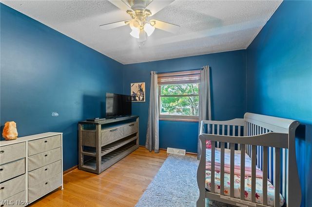 4785 Logan Arms Drive, Youngstown, OH 44505
