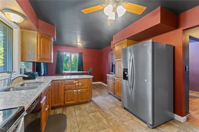 4785 Logan Arms Drive, Youngstown, OH 44505