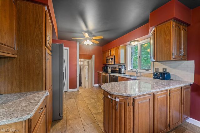 4785 Logan Arms Drive, Youngstown, OH 44505