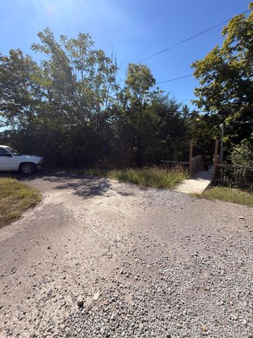 4858 Kennedy Bridge Road, Lancaster, KY 40444
