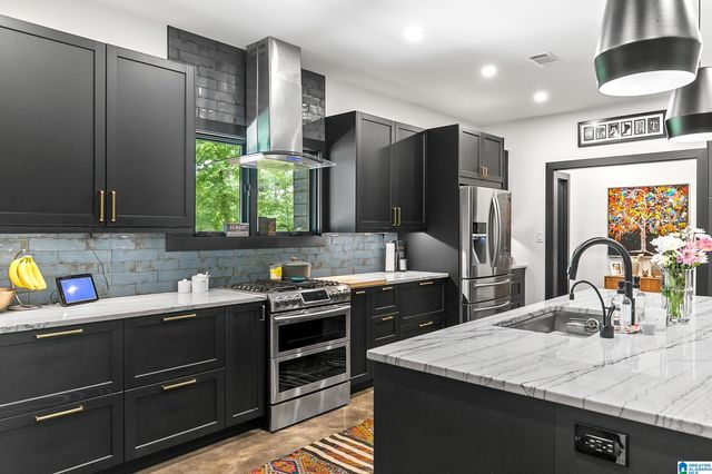 1133 OLD SECTION ROAD, Hoover, AL 35244