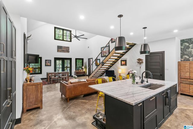 1133 OLD SECTION ROAD, Hoover, AL 35244