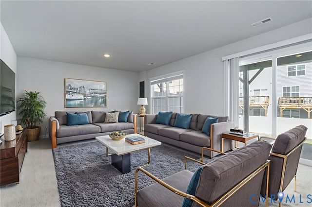 3711 Allington Ct, Fredericksburg, VA 22408