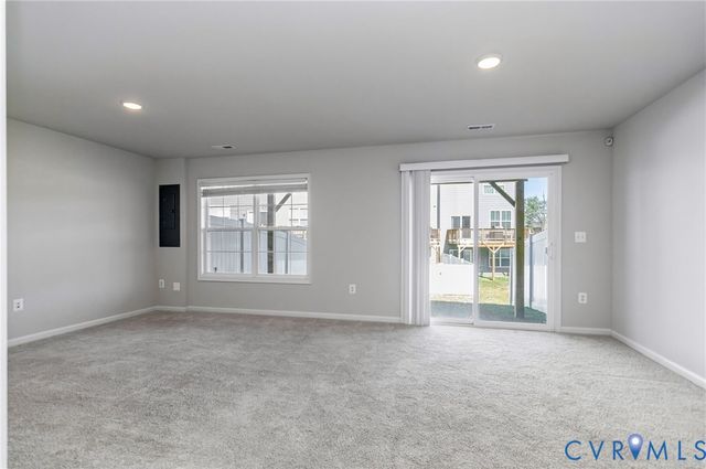 3711 Allington Ct, Fredericksburg, VA 22408